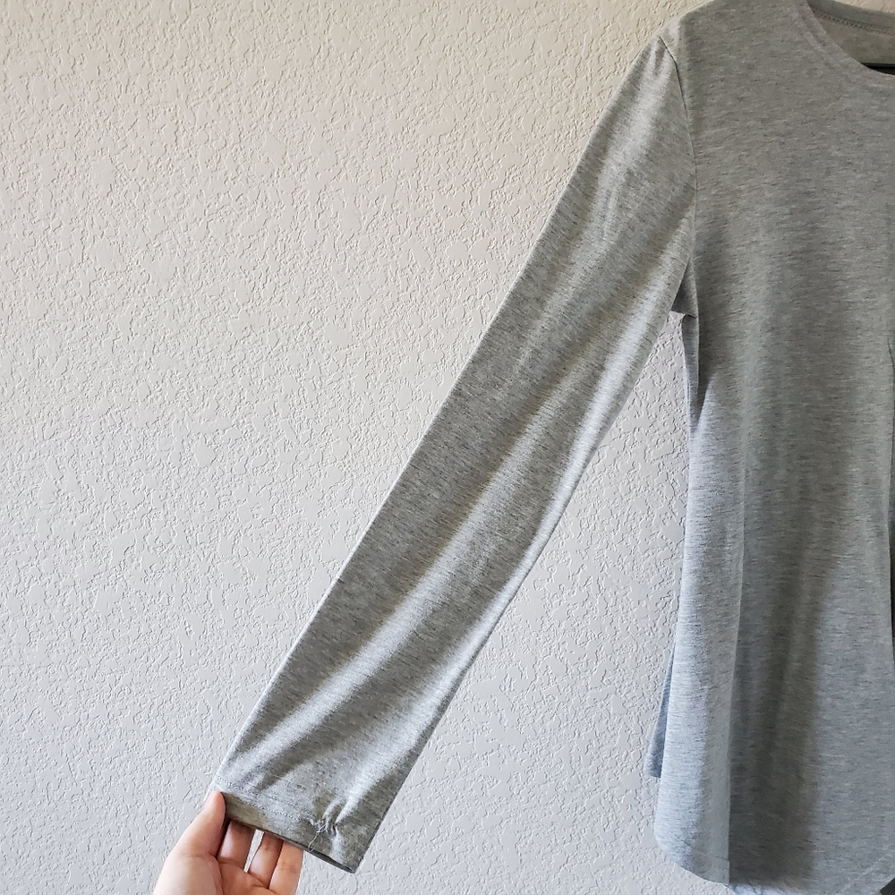 Azbro grey asymmetrical peplum style longsleeve - Picture 2 of 6